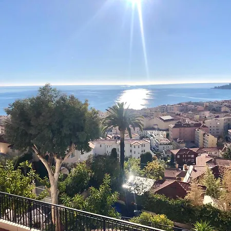 Apartamento Spacieux A 10 Minutes De La Plage, Vue Menton