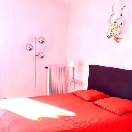 Appartement Spacieux A 10 Minutes De La Plage, Vue Menton