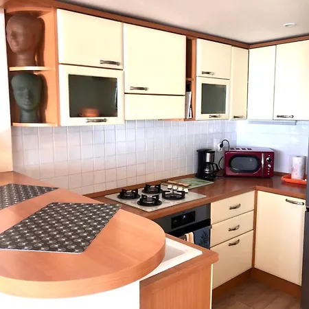 Appartement Spacieux A 10 Minutes De La Plage, Vue *